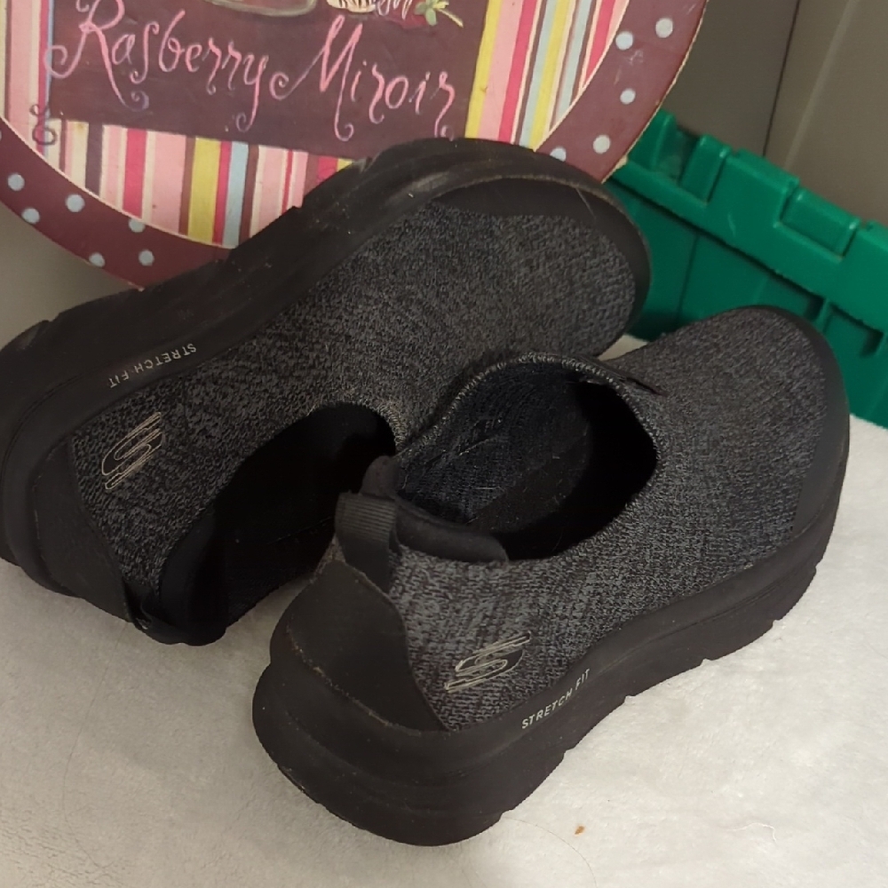 Skechers Fit Black Slip-On Sneakers